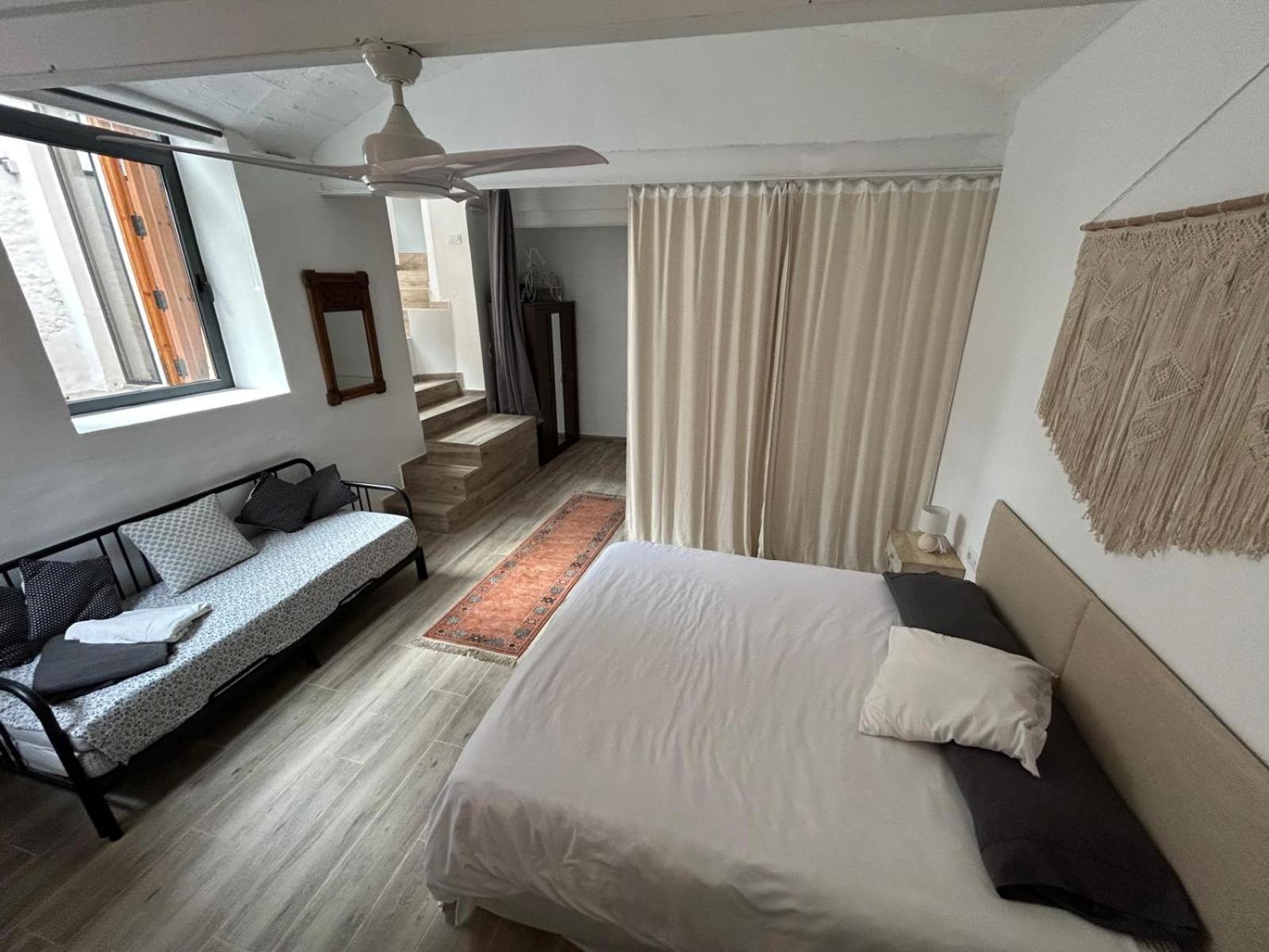 Costa Maresme, Barcelona ,Valentinos House & Pool Villa Vilassar de Dalt Kültér fotó