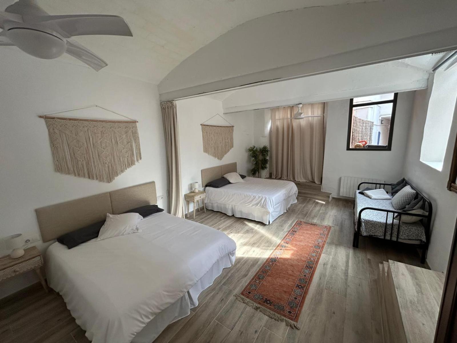 Costa Maresme, Barcelona ,Valentinos House & Pool Villa Vilassar de Dalt Kültér fotó