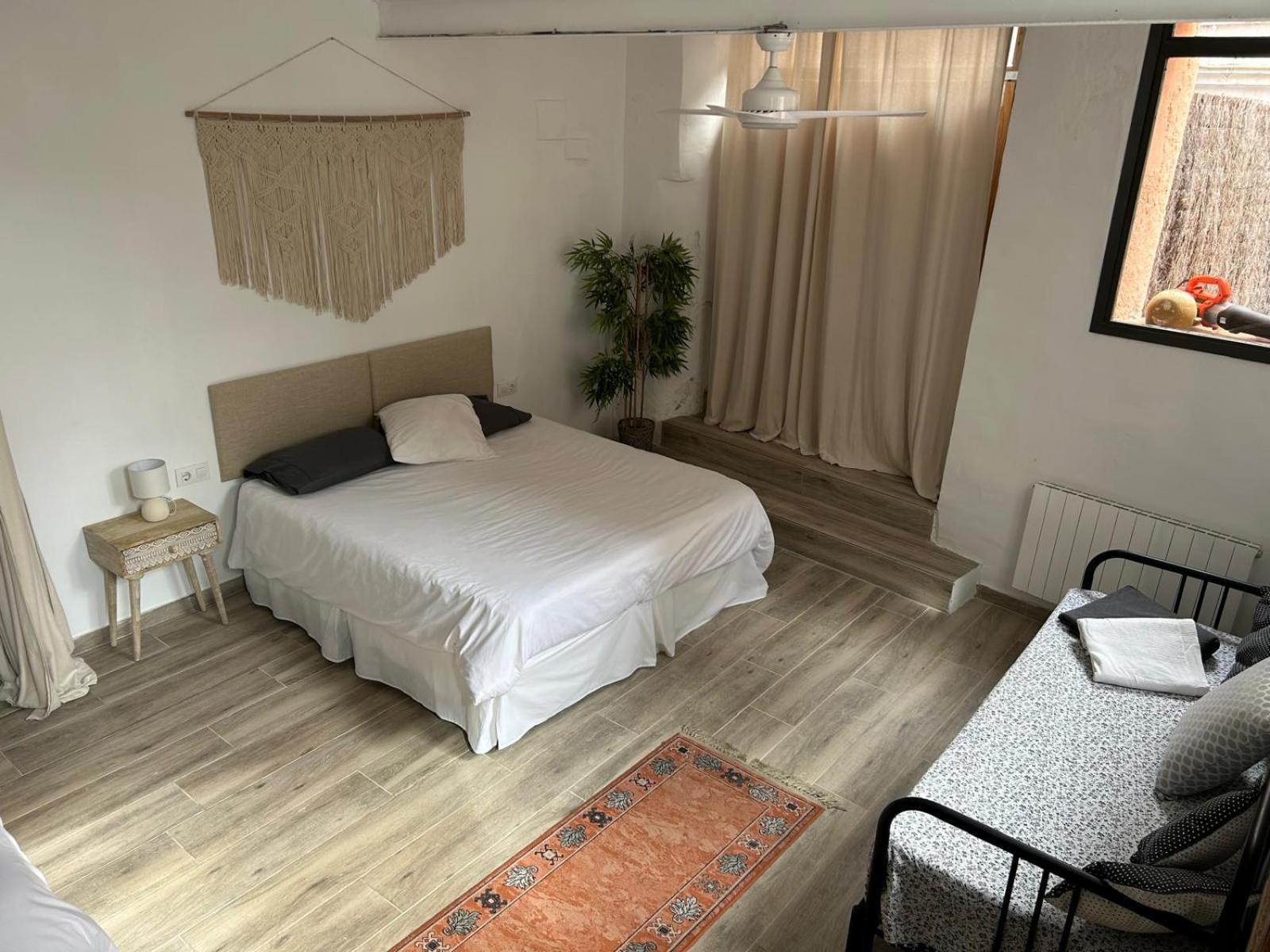 Costa Maresme, Barcelona ,Valentinos House & Pool Villa Vilassar de Dalt Kültér fotó